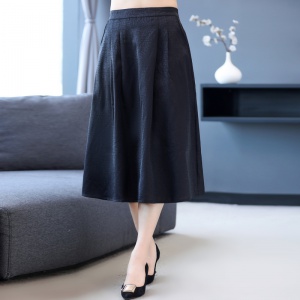 中年妈妈装时尚休闲半身裙女韩版夏季新款时尚减龄高端黑色裙子